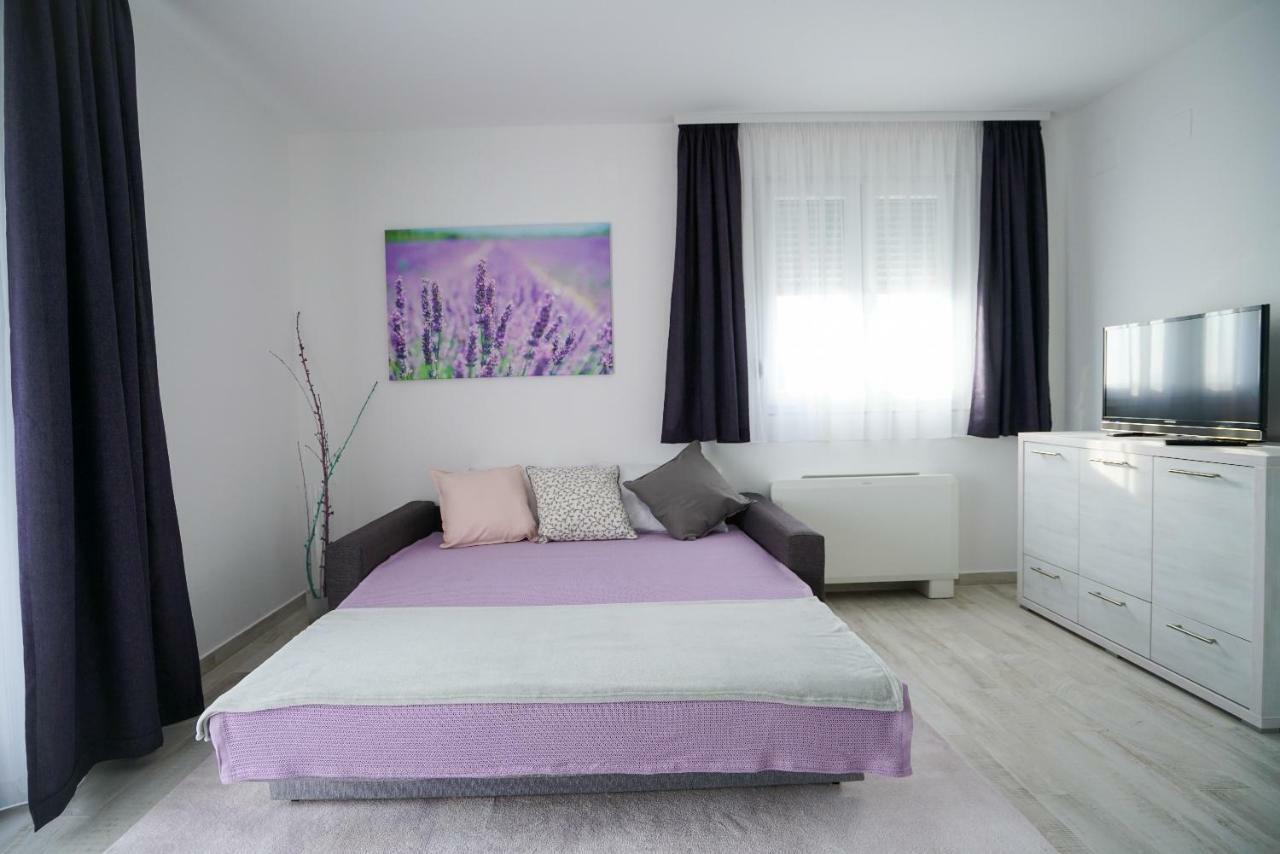 Apartmani Zupan Sukosan Exterior photo