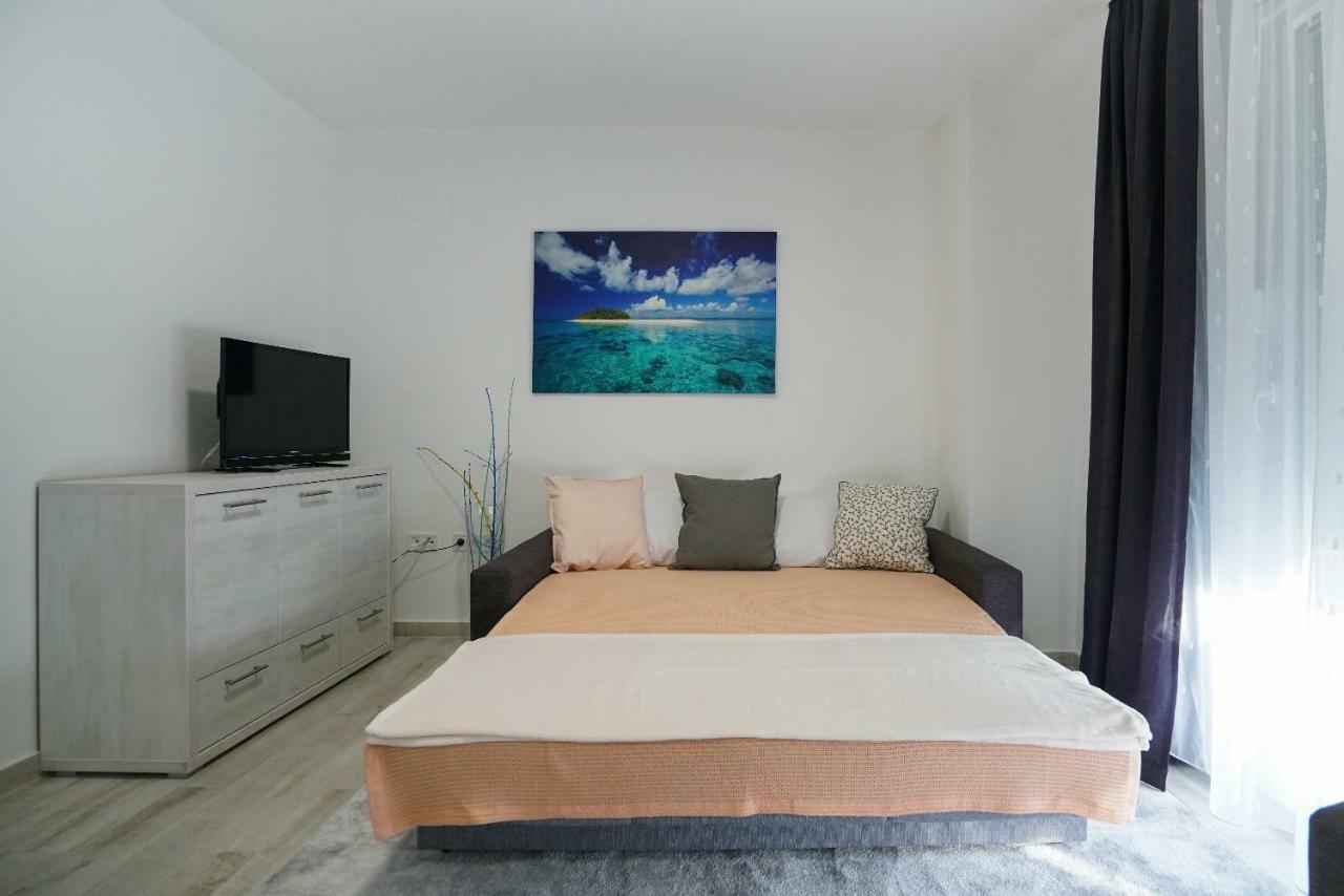 Apartmani Zupan Sukosan Exterior photo